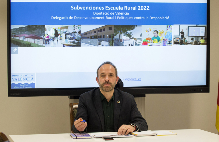 La Diputació de València triplica les ajudes als col·legis rurals i els municipis que les reben