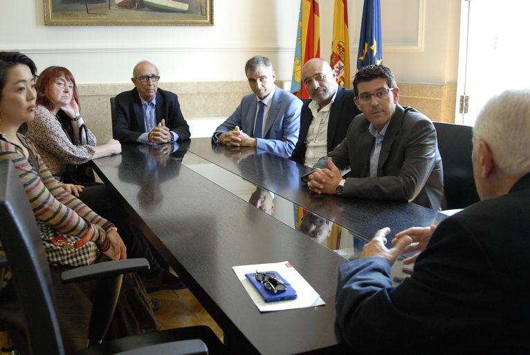 Jorge Rodríguez recibe al jurado del Premio Iturbi en las horas previas a la proclamación del ganador