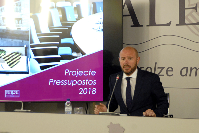 La Diputació consolida la inversión social y la autonomía municipal en un presupuesto sin convenios singulares