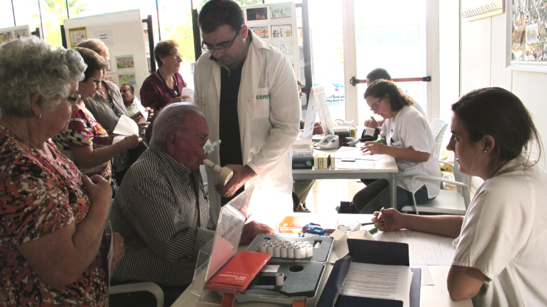 Ontinyent se vuelca con la Ruta de la Salud 