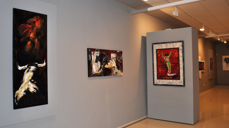 El Museo Taurino lleva a Alegemesí la exposición “Rubeuss” de su vecino Alian Mercier 