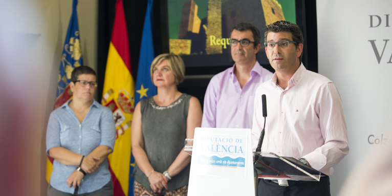 Valencia espera ya la caravana de la Vuelta Ciclista a España que recorrerá la provincia de Requena a Gandia 