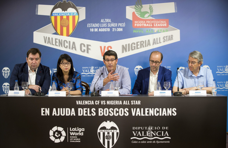 La Diputación y el Valencia CF juegan juntos en beneficio de los municipios afectados por los incendios de junio