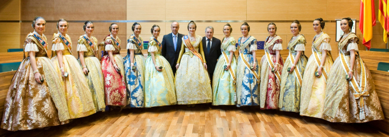 La Diputación abre las puertas a 600 falleros y falleras de la provincia