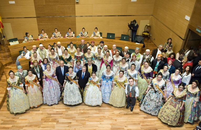 El Día de la Provincia congrega en la Diputación a más de 1.500 de falleros