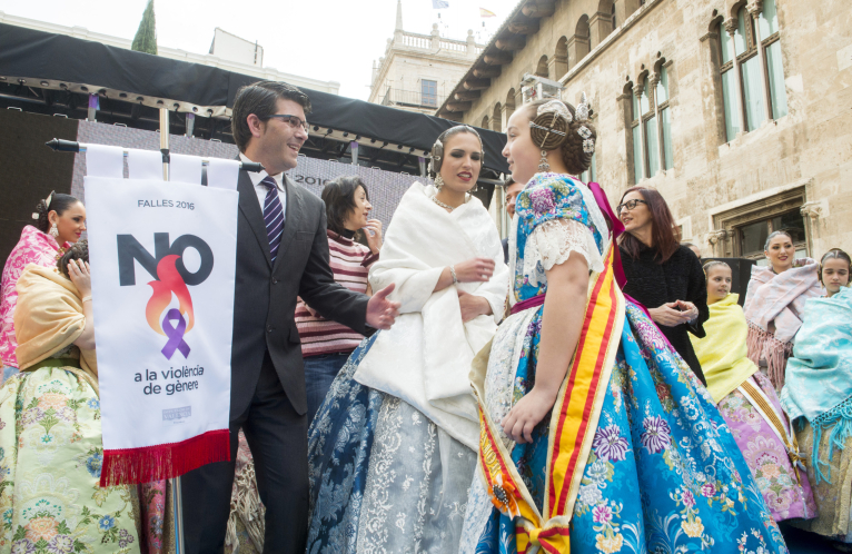 Jorge Rodríguez agradece a las fallas su implicación contra la violencia de género