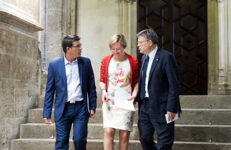La Diputación y la Generalitat crearán un bono que permitirá el trasbordo gratuito en más de 40 municipios