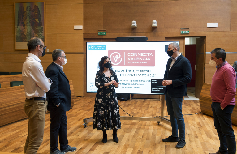La Diputació destina 5 millones de euros al proyecto ‘Connecta València’ para analizar los datos turísticos en toda la provincia