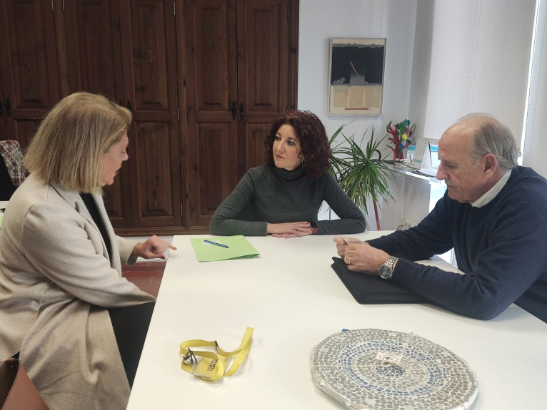 La Diputació de València impulsa el proyecto educativo de Casa Caridad para menores de familias vulnerables