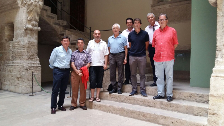 Xavier Rius se reúne con las bandas de Llíria, Buñol y Cullera para conocer sus actividades coordinadas