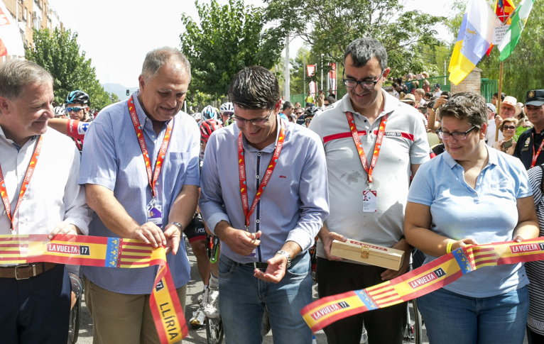 Jorge Rodríguez: “La Vuelta es ya un atractivo más en la promoción turística de las comarcas valencianas” 