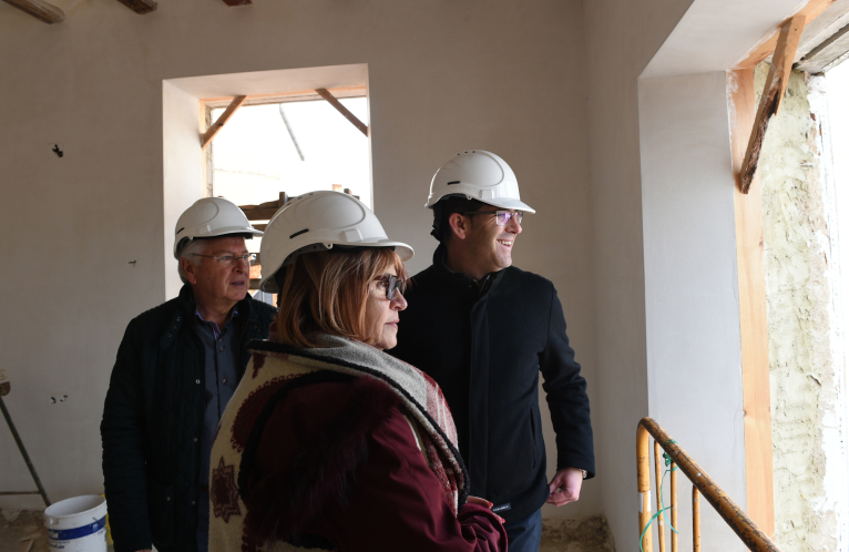 Teresa de Cofrentes finalizará la construcción de un albergue para turistas con la ayuda de la Diputació