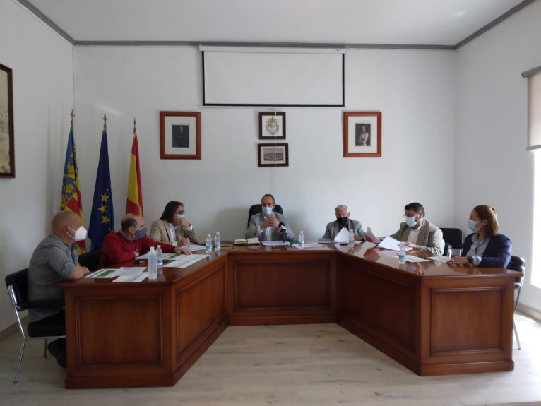 El diputat de Desenvolupament Rural Ramiro Rivera recorre el Valle d'Ayora i es reunix amb els seus alcaldes