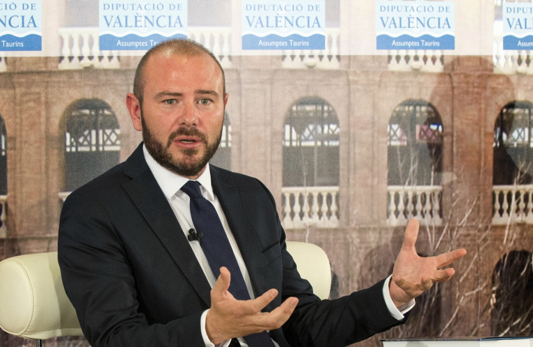La Diputación sociabiliza el jurado y simplifica los premios de la Feria de Fallas 