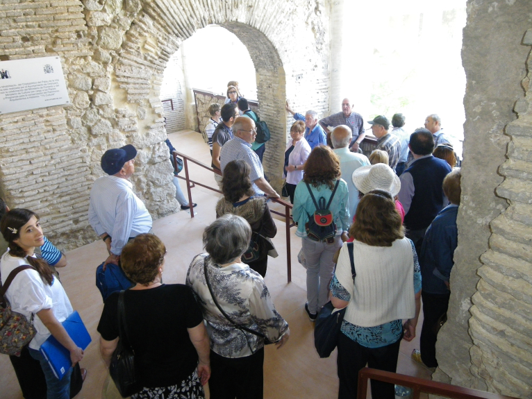Ontinyent recibe 150 turistas con el Tren de la Dipu   