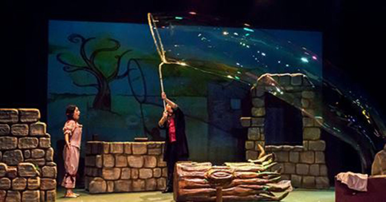 El Escalante regala teatro e imaginación por Navidad