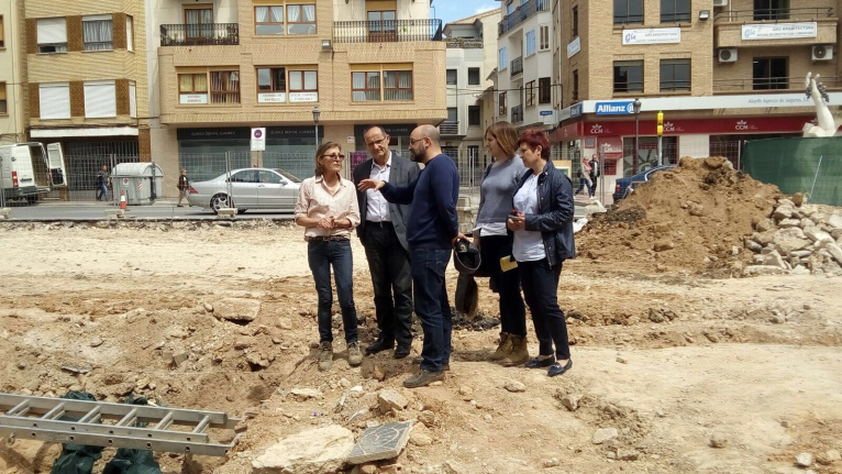 Utiel reurbaniza su Puerta del Sol con la ayuda del PIFS para reactivar el casco urbano del municipio