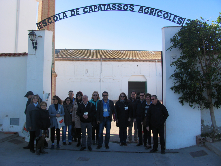 Doce profesores griegos visitan la Escuela de Capataces de Catarroja para conocer su modelo educativo