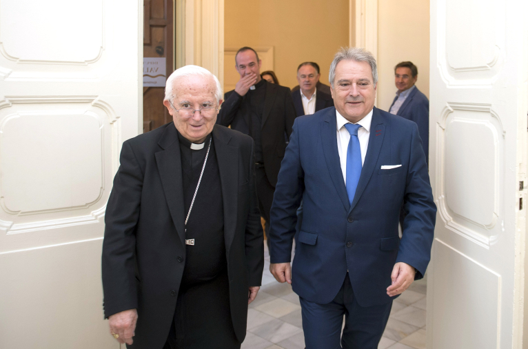 Rus  recibe al arzobispo Cañizares