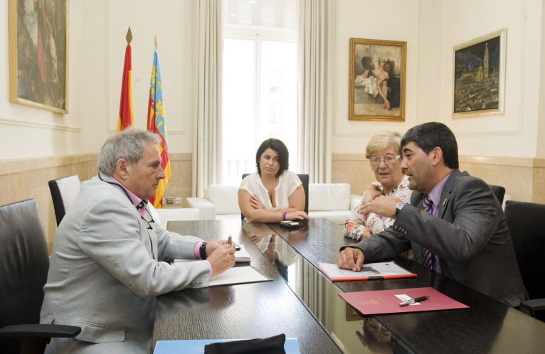 Llombai habilita les dependències de la llar dels jubilats
