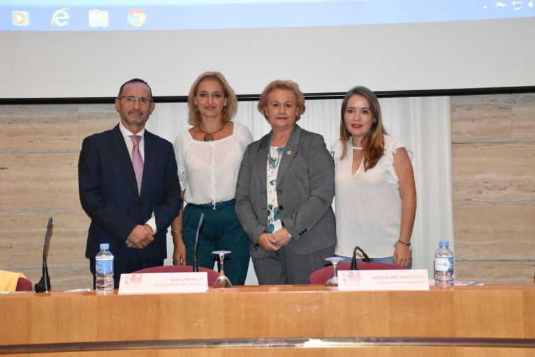 La Diputació expone el plan de igualdad de la Comisión Europea en el Encuentro de Mujeres Andaluzas