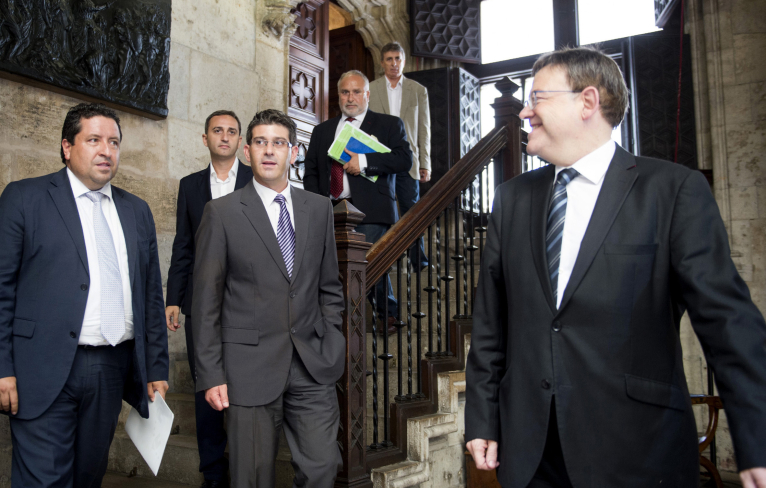 Jorge Rodríguez ofereix la seua col·laboració a Puig en la primera reunió de presidents de diputació