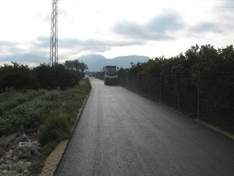 La Diputación arregla calles y caminos rurales de diecinueve municipios de ocho comarcas