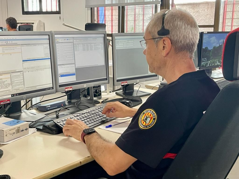 El Consorci de Bombers de la Diputació de València forma a la seua plantilla en ciberseguretat i prevenció de delictes informàtics