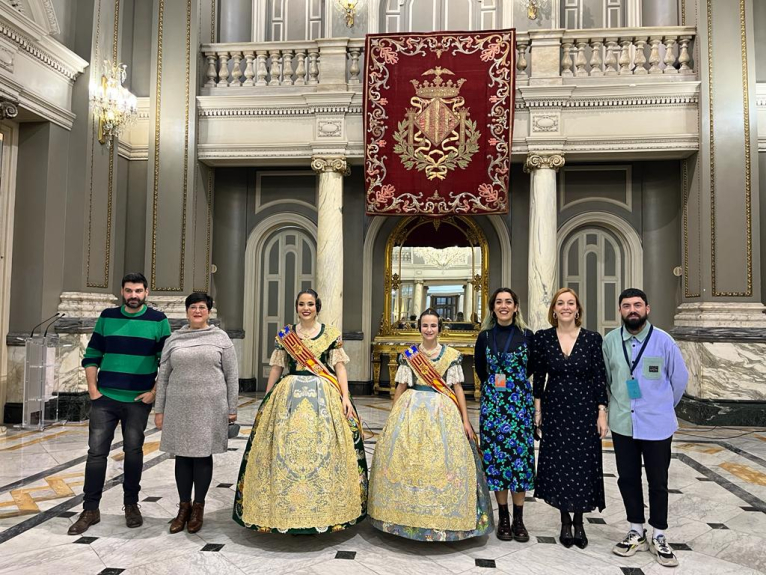 Normalització Lingüística de la Diputació presenta el vídeo de fallas Artistes! en el Ayuntamiento de València