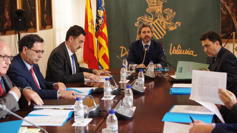 El grup de treball comença a estudiar millores en les fórmules de contractació d’obres de carreteres
