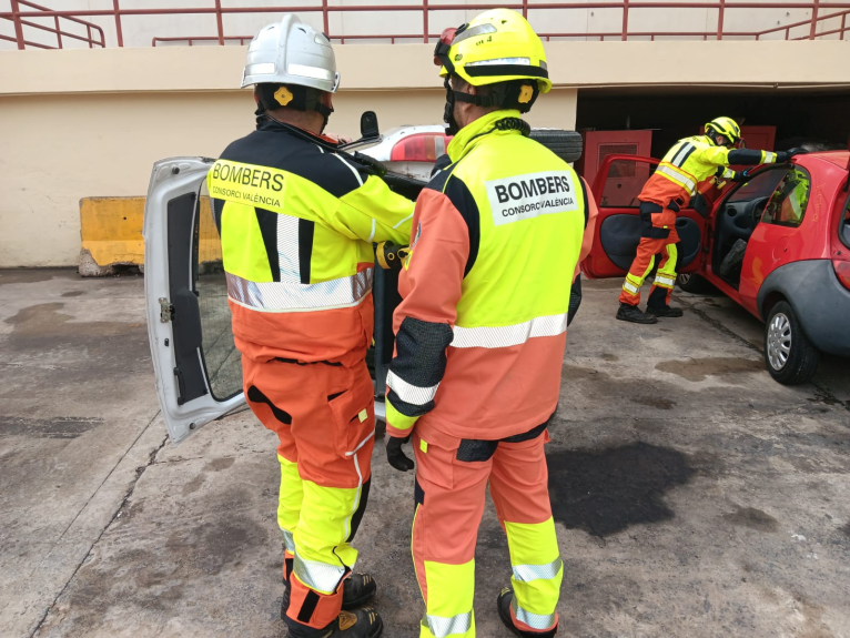 El Consorci Provincial de Bombers de València invertix 600.000 euros en uniformes de treball i intervenció forestal i de rescat