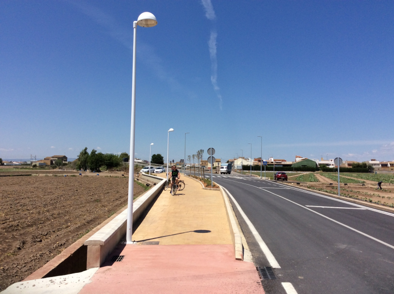 Meliana estrena una vía ciclopeatonal que conecta con el barrio de Roca 