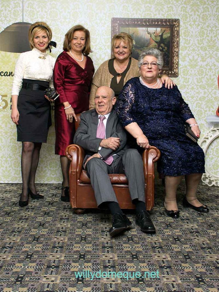 La Diputación celebra con la Asociación de Familiares de Enfermos de Alzheimer de Valencia sus 25 años de actividad 